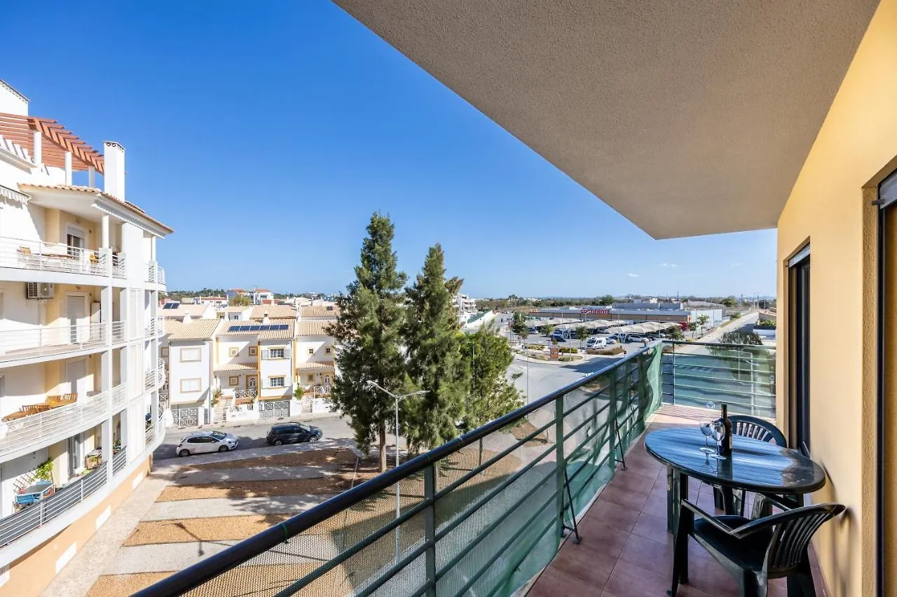 Apartment Lesley Armacao de Pera