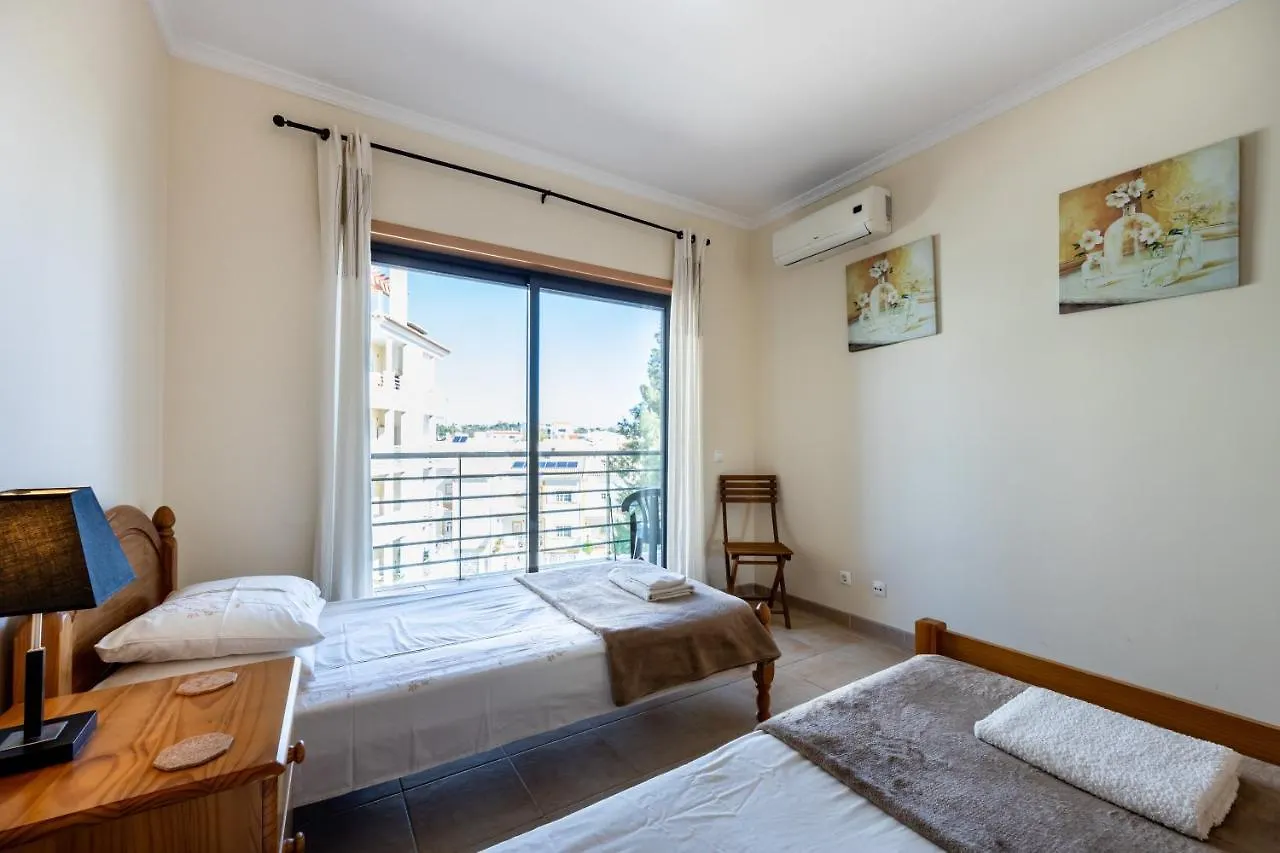 Apartment Lesley Armacao de Pera